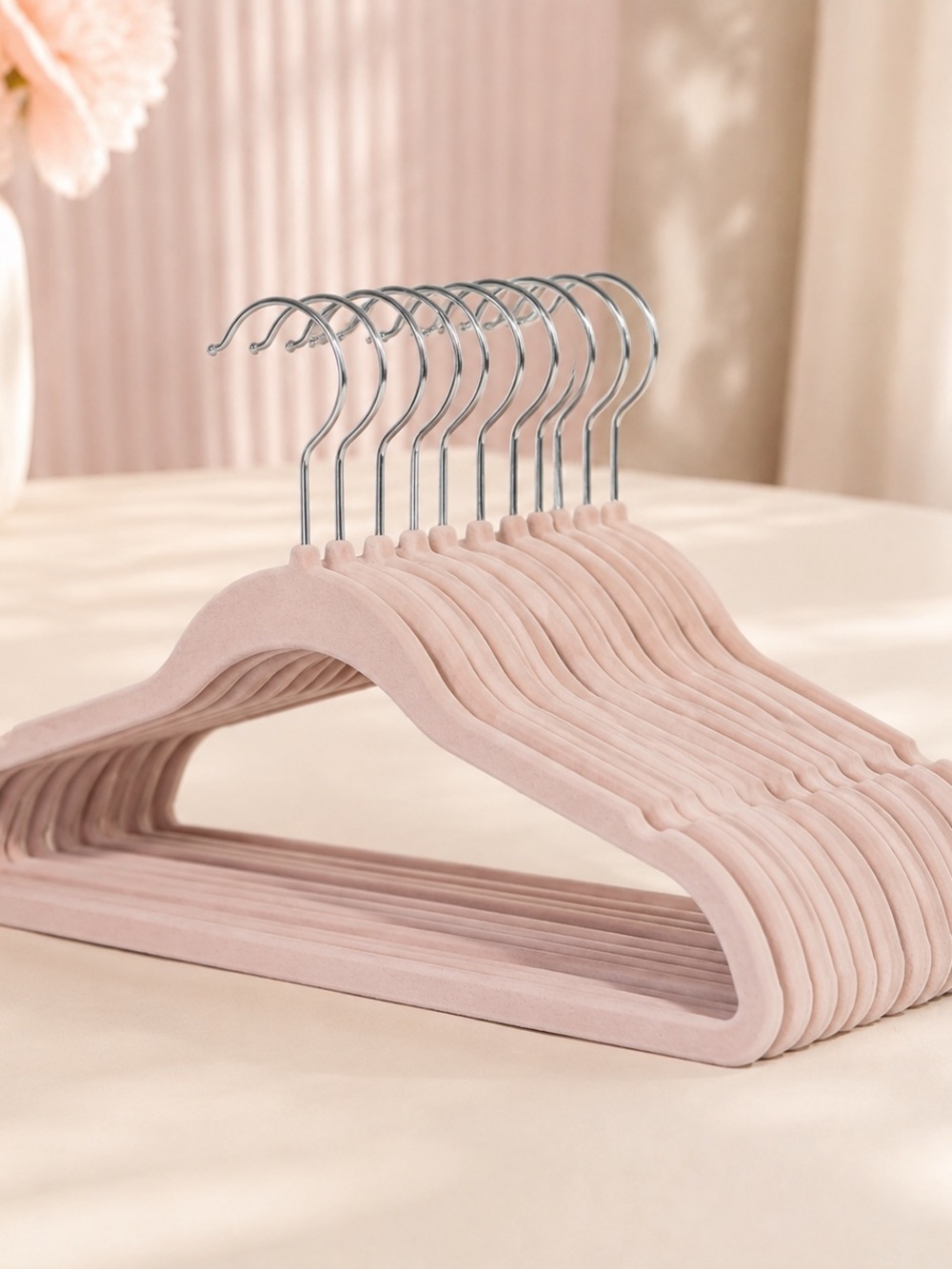 Classic Velvet Non-Slip kids Hangers - Blush Pink (18)